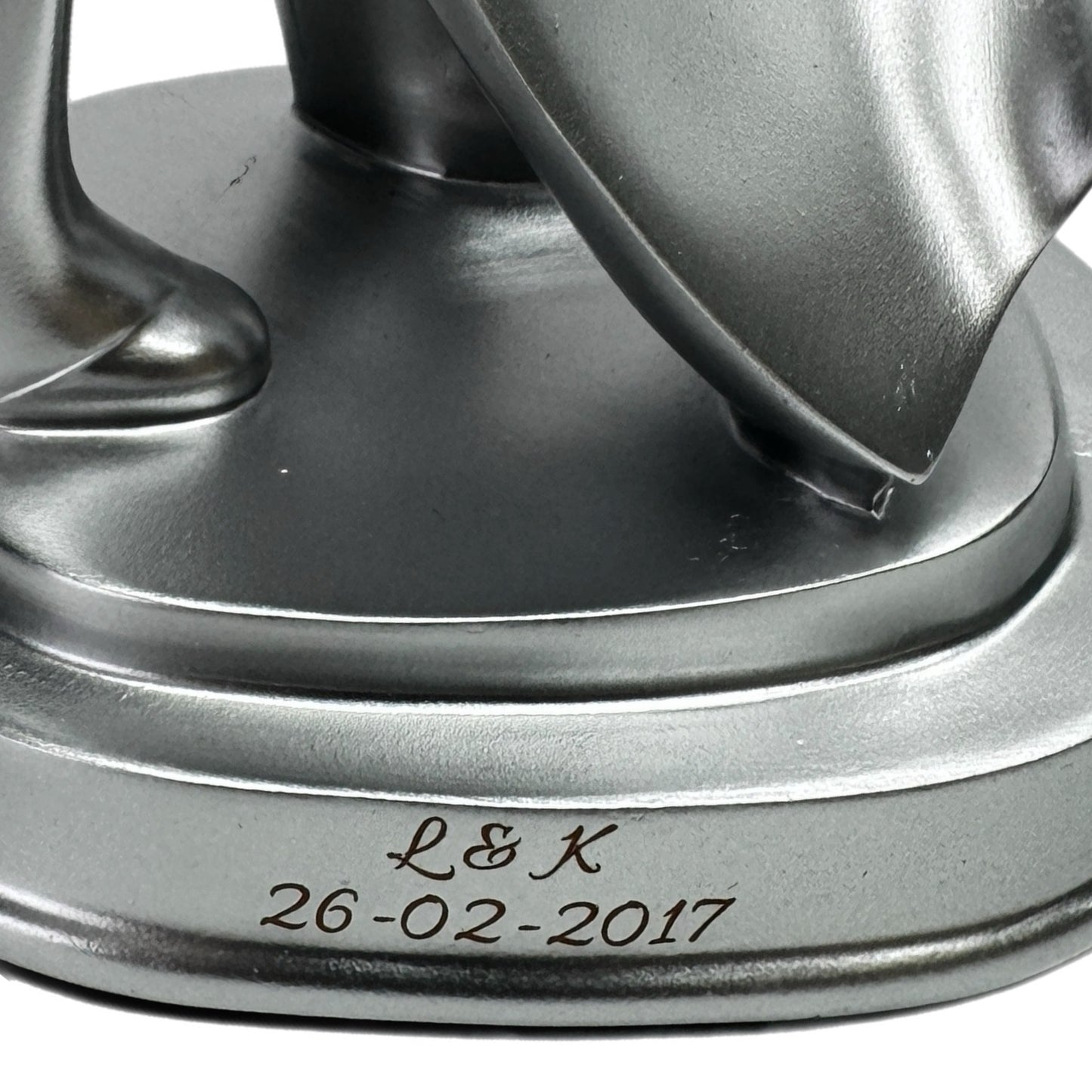 Engraved Dancing Couple Figurine – Romantic Anniversary Gift (23.5cm)